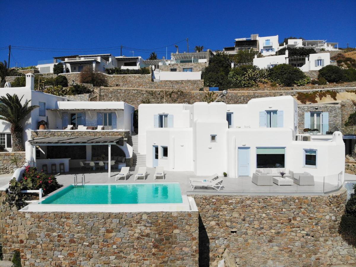 Isabella - Psarou Villa Psarrou